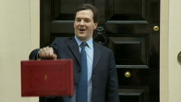 UK barely makes its 2011/12 deficit goal