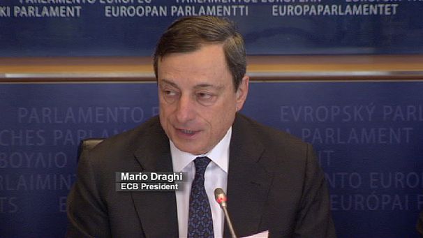 Draghi schweigt zu Exit-Strategie