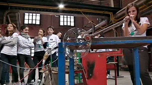 Glassblowing, construction and whistling