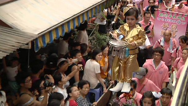 Children enjoy Hong Kong festival