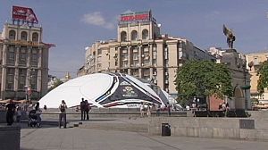 Ukraine plays down threats to boycott Euro 2012