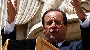 Hollande criticises Sarkozy May Day speech