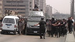 Cairo: Regressa a violência