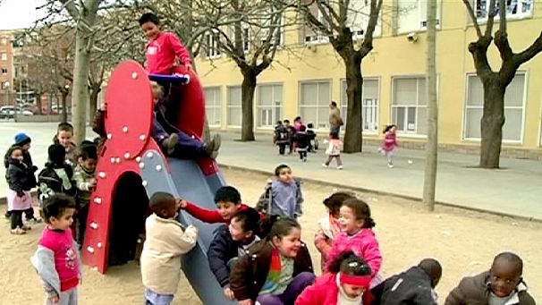 Helping migrant children find their feet