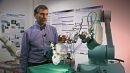 innovation Ein Roboter im Gehirn