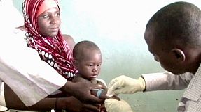 Crianças nigerianas contaminadas com chumbo continuam sem cuidados médicos