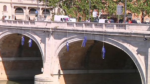 Italy: protest against austerity