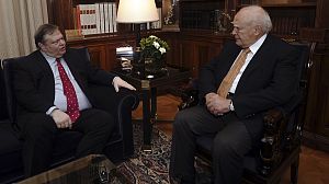 Greece party leaders summoned for final coalition talks