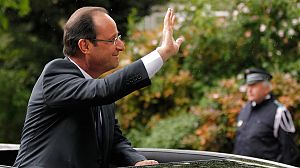 Hollande takes over French presidency