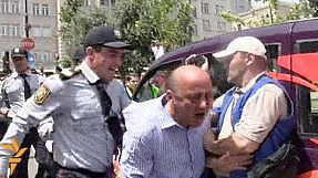 پلیس آذربایجان حدود بیست معترض را دستگیر کرد