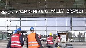 Berlin airport opening delayed until March 2013