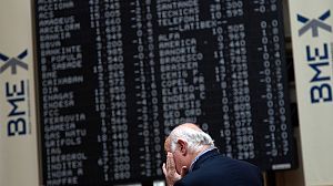 Moody’s cuts ratings on 16 Spanish banks