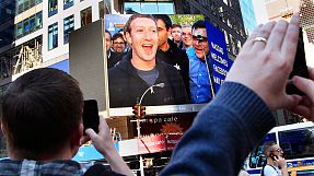 Facebook è entrato nel Nasdaq