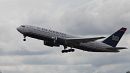 Bomb scare plane reaches destination