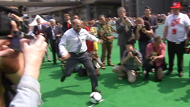 Euro MPs at play