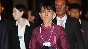 Suu Kyi star of show at World Economic Forum