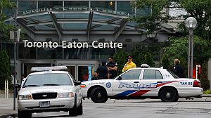 Man killed in Toronto shopping centre shooting