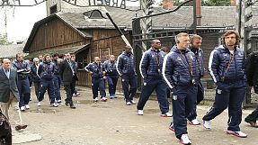 Euro 2012: gli azzurri ad Auschwitz tra le lacrime