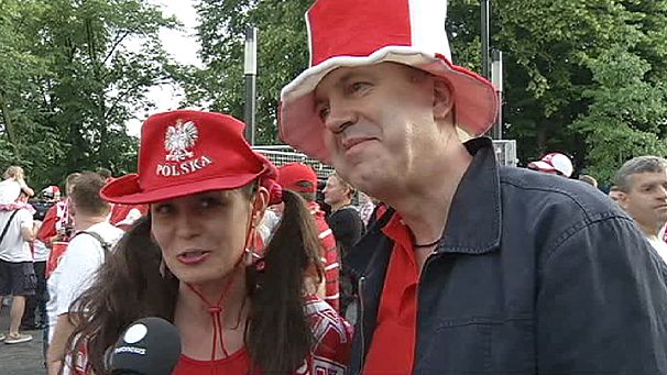 Poland delights at Euro 2012 kick-off