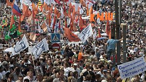Russian opposition protests against Putin’s crackdown
