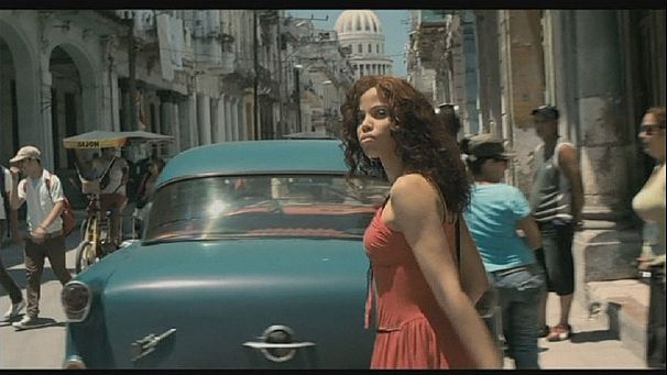 Benicio del Toro directs in 7 Days in Havana