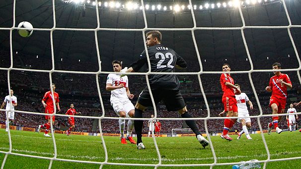 Euro 2012: Poland hold Russia