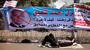 Court rules Mubarak ally can run for president