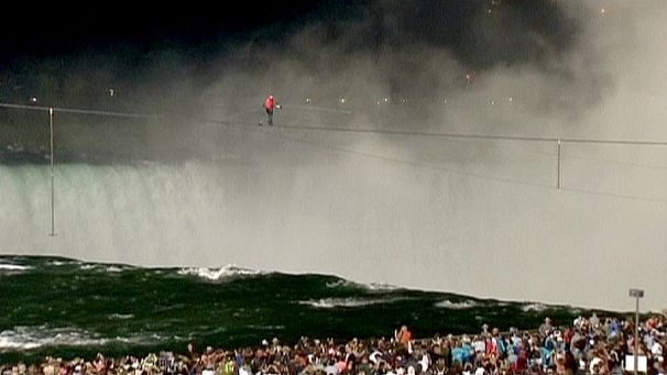 Niagara Falls high wire crossing