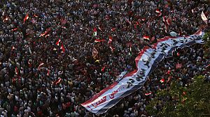 Egyptians rally against ruling military council