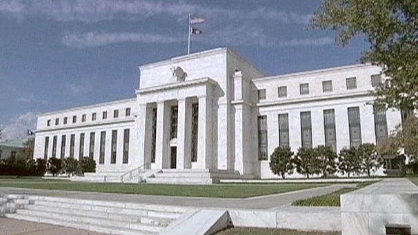 Fed extends stimulus to boost economy