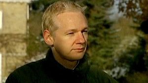 Assange refuses to surrender to UK police