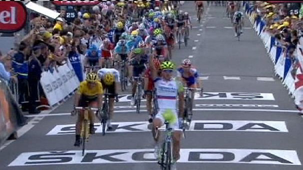Tour de France: Cancellara remains in yellow as Sagan takes stage one