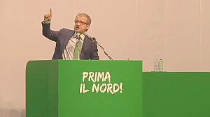 Ciao Bossi in lacrime: Maroni nuovo segretario della Lega