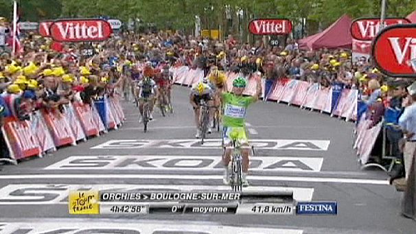 Tour de France: Sagan wins again