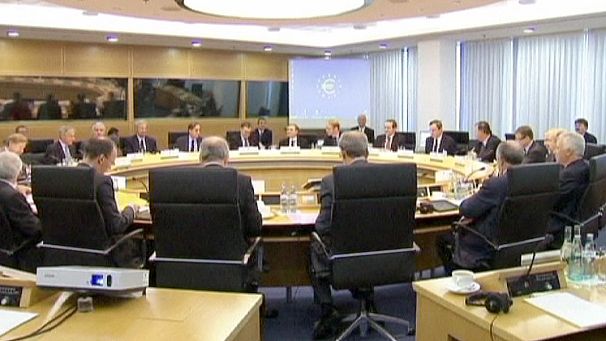 ECB cuts rates to new low