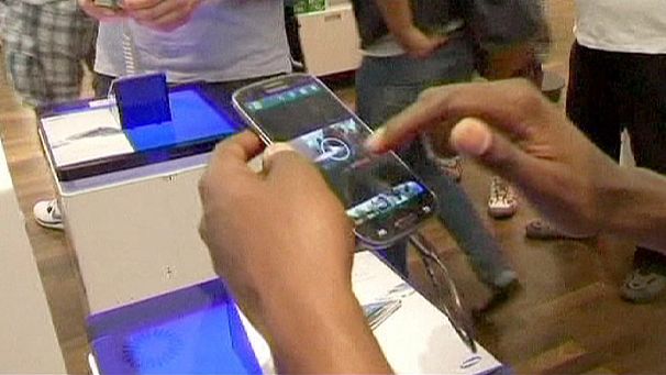 Samsung enjoys galactically good sales
