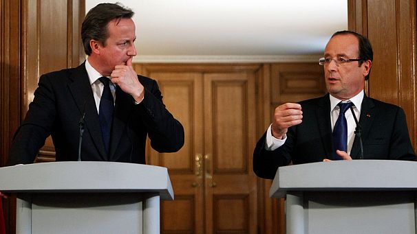 Hollande goes to Downing Street