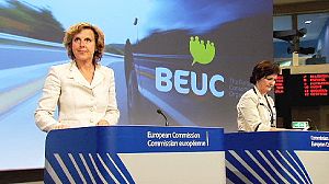 EU unveils new strategy to cut car emissions
