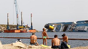 Memorial held for Concordia victims