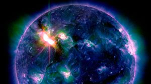Solar Flare to cause storms when it hits Earth on Saturday