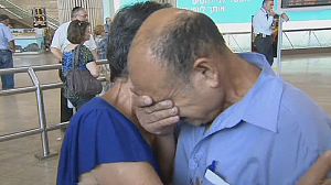 Israelis return home from Bulgaria to emotional welcome