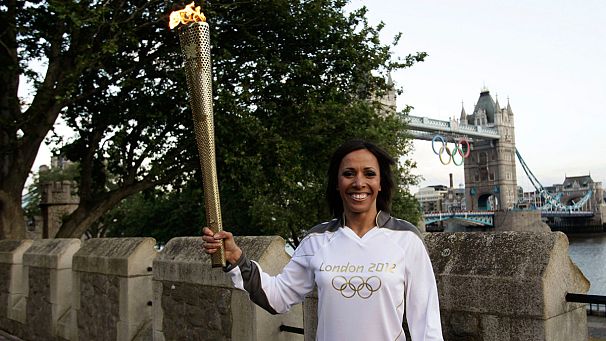 London welcomes Olympic Torch