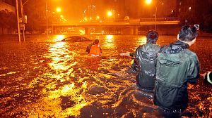 La capital china, inundada por las peores lluvias torrenciales en 60 años