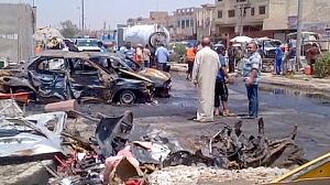 مقتل مئة وسبعة أشخاص واصابة ثلاثمائة آخرين في سلسلة انفجارات في العراق