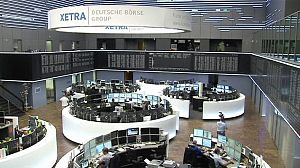 Frankfurt stocks fall after Moody’s lowers Germany’s outlook