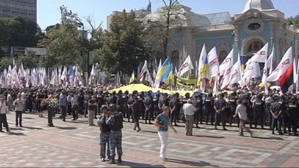 Language issue chips away at Ukrainian unity