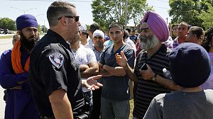 Gunman in US kills six and wounds three at Sikh temple