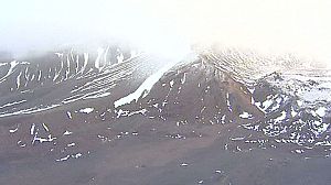 Mount Tongariro erupts for first time in a century