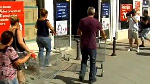 Spanish supermarket thieves: Robin Hoods or robbing hoods?