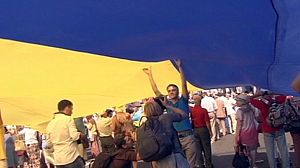 Ukraine: President signs Russian language bill into law